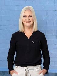 Sue  Johnson, estate agent