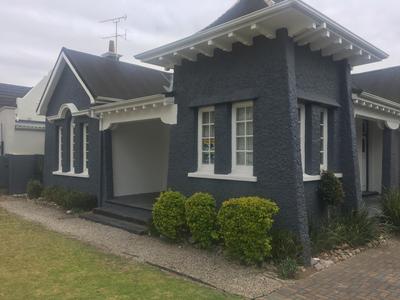 Commercial Property For Rent in Mill Park, Port Elizabeth