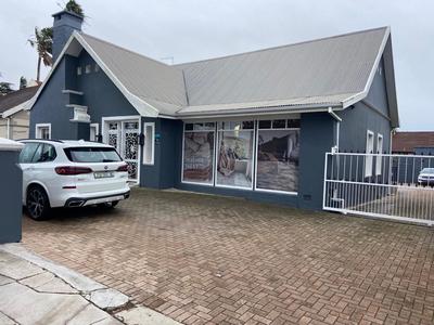 Commercial Property For Sale in Mill Park, Port Elizabeth