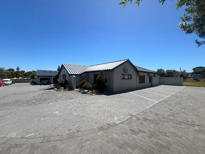 Commercial Property For Sale in Newton Park, Port Elizabeth
